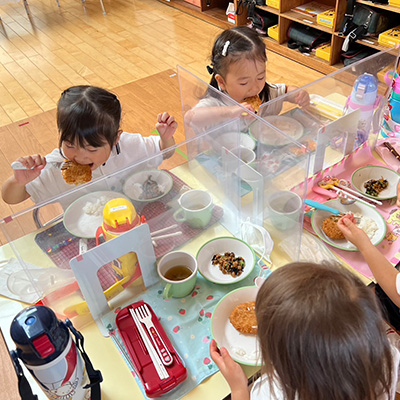 給食風景